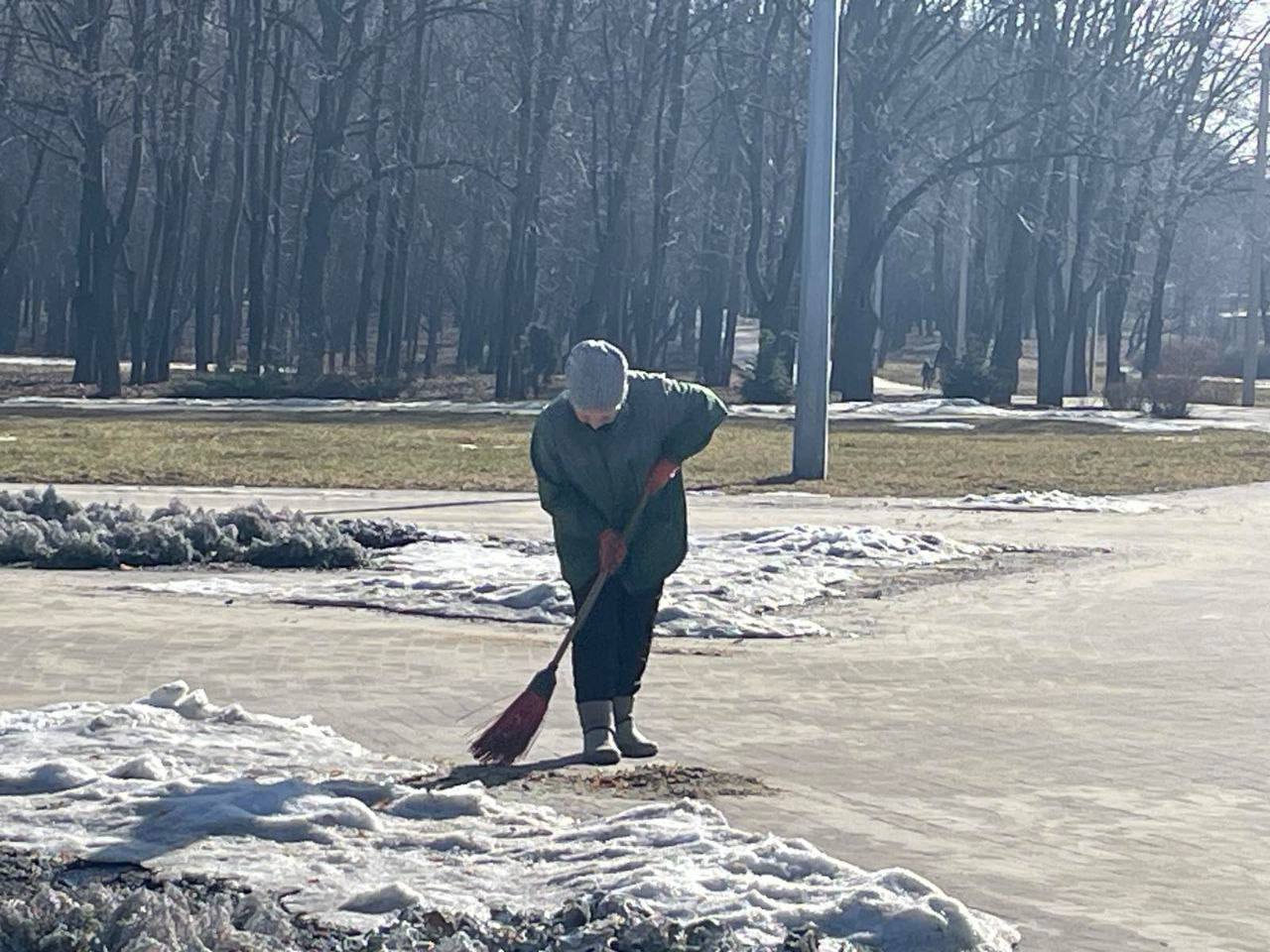 Парки Харкова стають чистішими та комфортнішими
