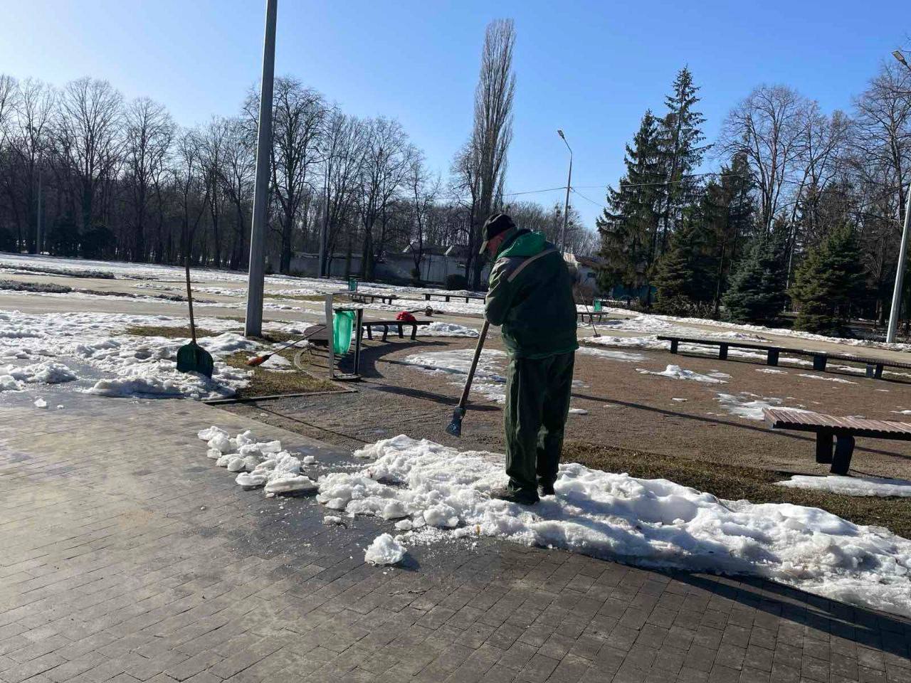 Парки Харкова стають чистішими та комфортнішими