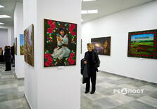 У Харкові відкрилася виставка живопису «Поза часом» (фото)