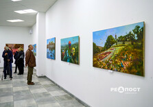 У Харкові відкрилася виставка живопису «Поза часом» (фото)