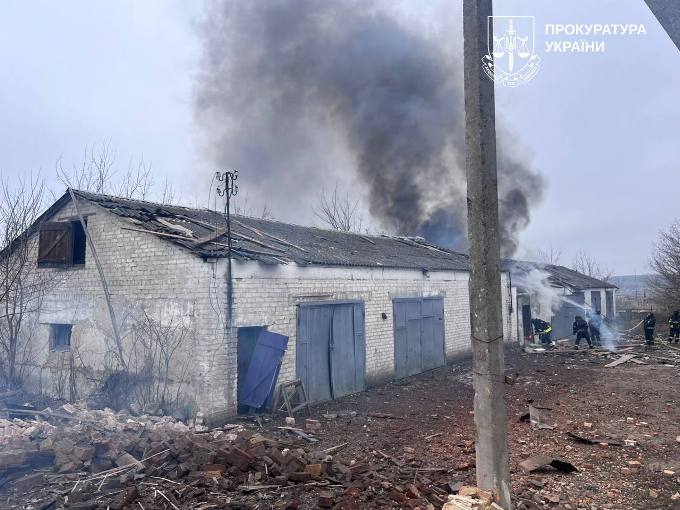 БпЛА атакували Протопопівку і Великий Бурлук пошкоджено будинок і об’єкт ветеринарії