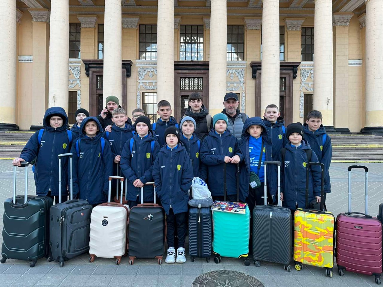 Футбольні канікули у Польщі: харківські діти вирушили на закордонні збори