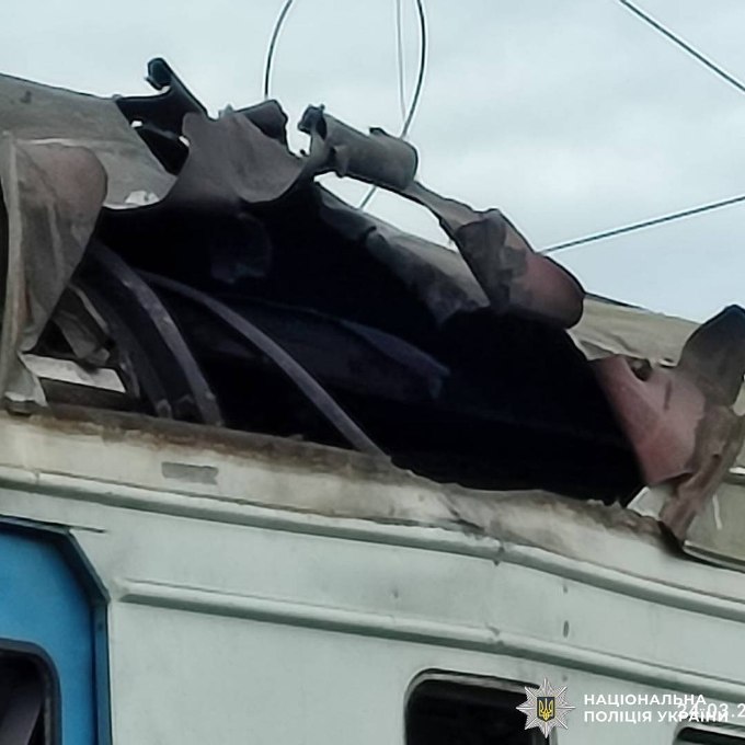 Новини Харкова: дрон влучив у поїзд