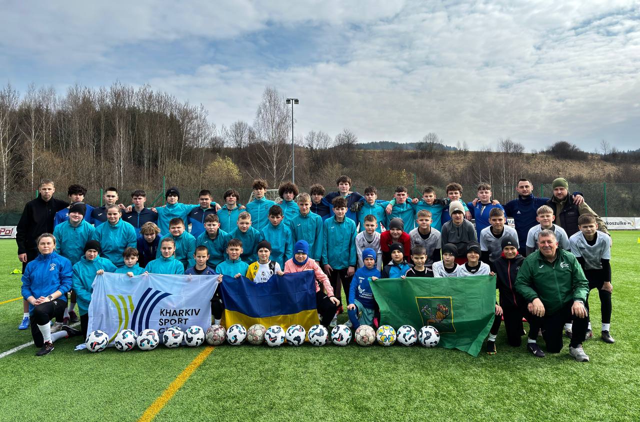 Прибули на збори до Польщі харківські футболісти за ініціативи асоціації Football Challenge: Новини Харкова