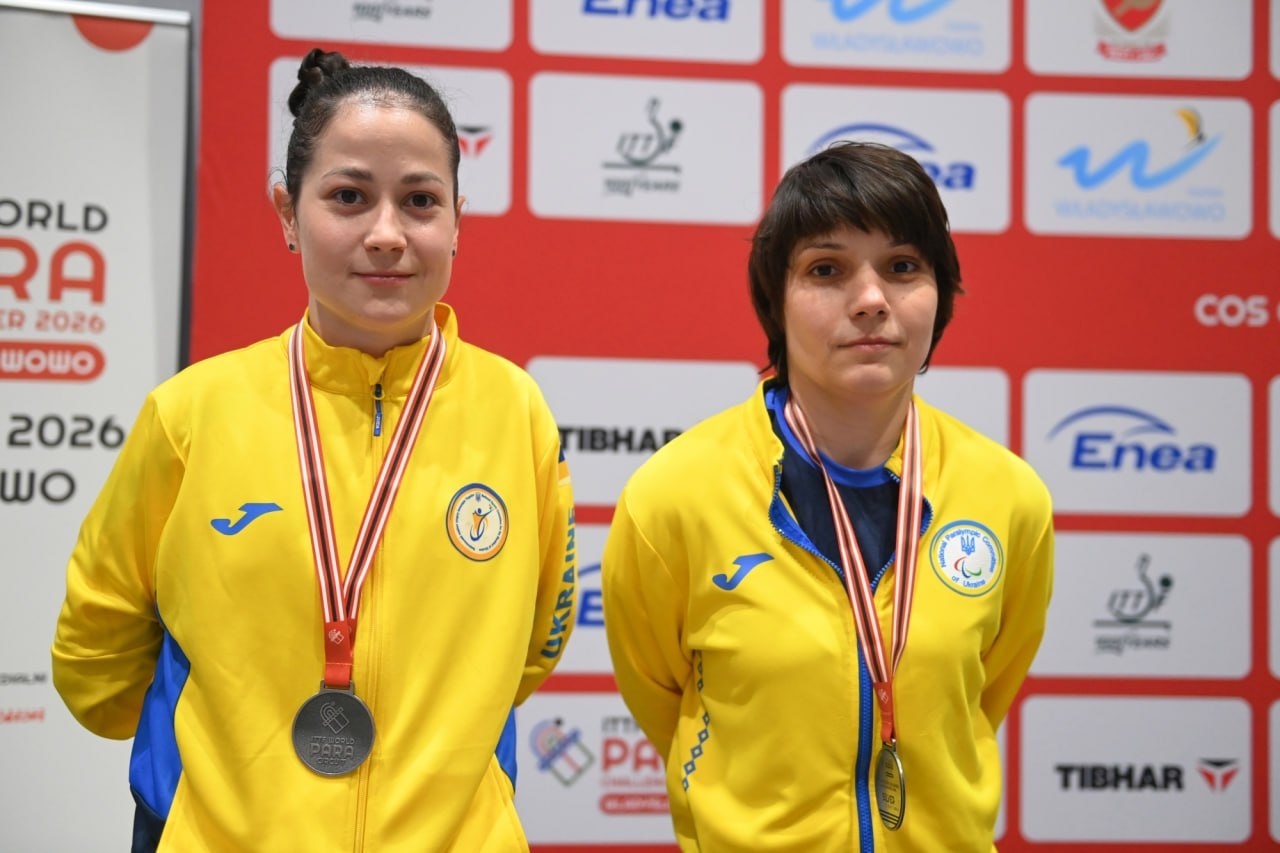Марина Литовченко та Антоніна Ходзинська