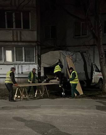 Новини Харкова: ліквідація наслідків удару дрона в 9-поверхівку