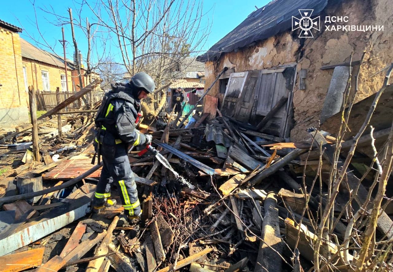Визволили жінку з-під завалів рятувальники: Новини Харкова