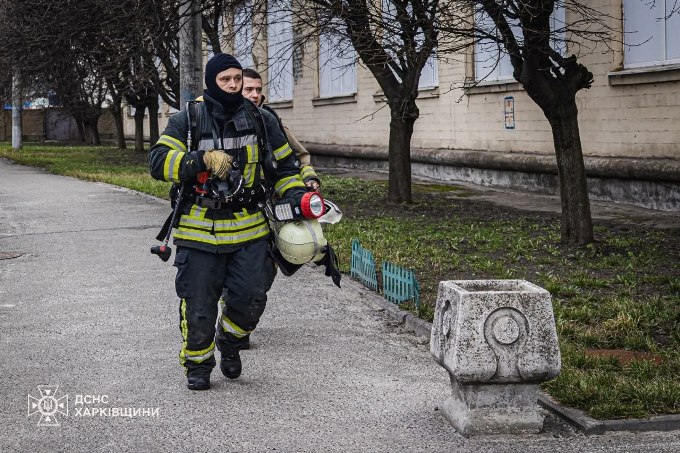 Новини Харкова: пожежа в адмінбудівлі ліквідована