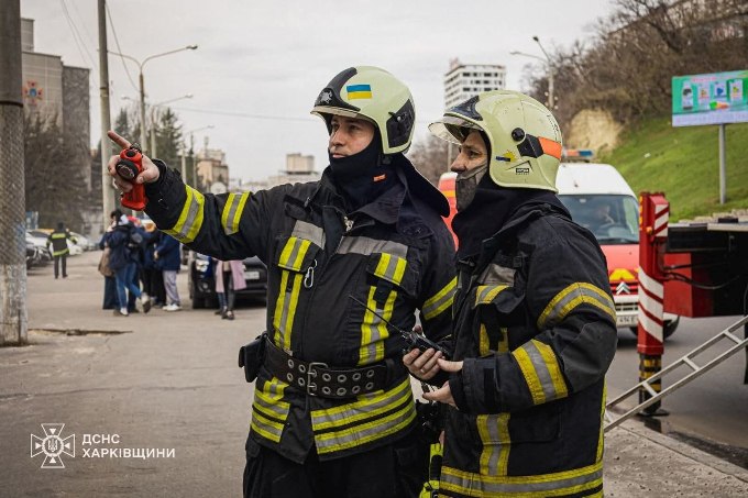 Новини Харкова: пожежа в адмінбудівлі ліквідована