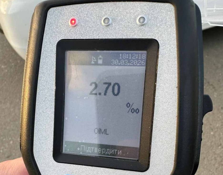 Втекти від поліції не зміг п’яний у дрова винуватець ДТП без документів: Новини Харкова