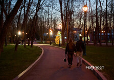 Сад Шевченко у Харкові недільного вечора (фото)