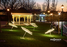 Сад Шевченко у Харкові недільного вечора (фото)