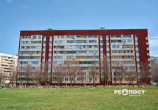 На Північній Салтівці у Харкові продовжуються відновлювальні роботи (фото)