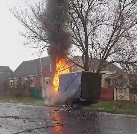 Ворожий безпілотник атакував автомобіль поблизу Харкова