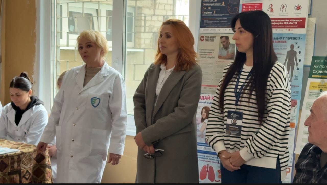 Обстежили десятки переселенців та видали ваучери медики міських лікарень: Новини Харкова