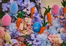 Харків'яни фотографуються на новій великодній фотозоні (фото)