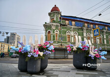 Харків'яни фотографуються на новій великодній фотозоні (фото)