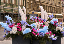 Харків'яни фотографуються на новій великодній фотозоні (фото)