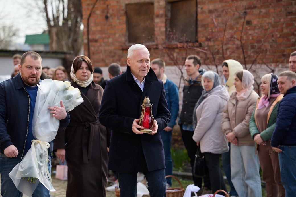 Привітав з Великоднем мешканцв Харкова Ігор Терехов: Новини Харкова