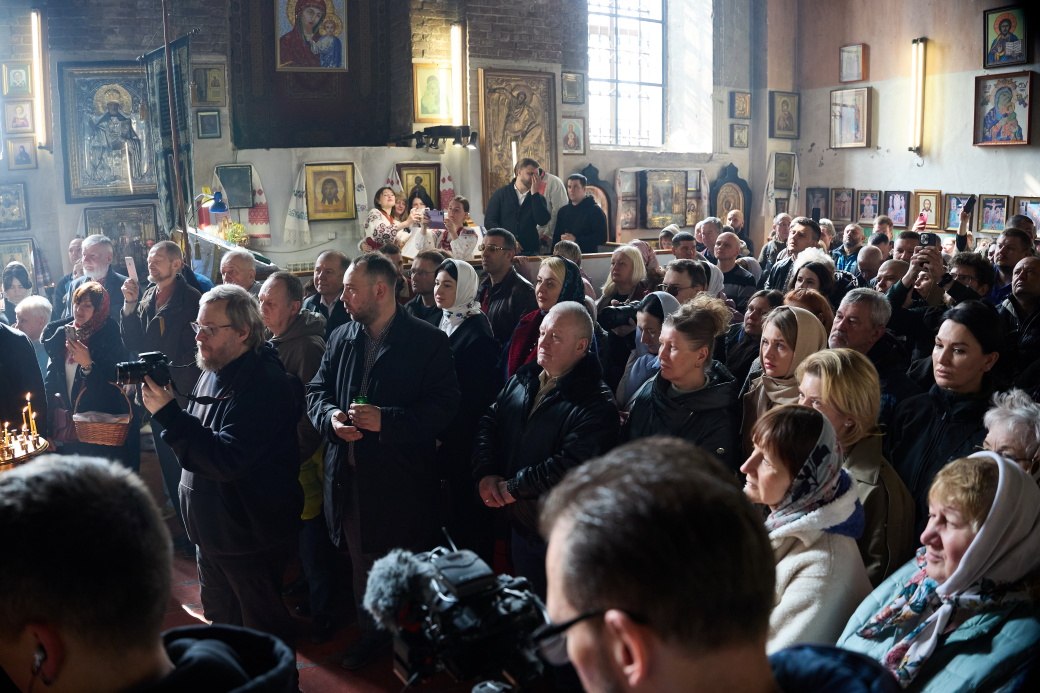 Привітав з Великоднем мешканцв Харкова Ігор Терехов: Новини Харкова