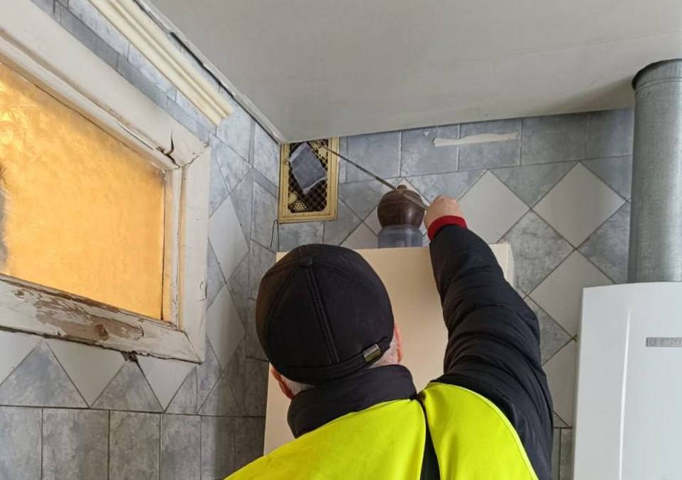 Харківські комунальники дбають про безпеку містян