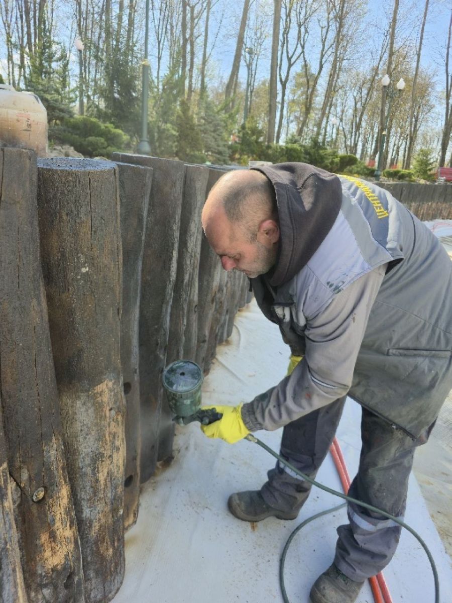 Готують озеро до сезону та переселили риб у Центральному парку: Новини Харкова