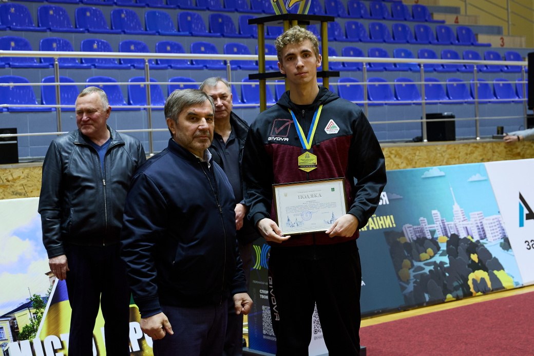 Нагородили чемпіонів України волейбольний клуб «Локомотив 1945»: Новини Харкова