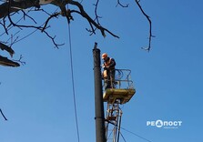 Харківські комунальники усувають наслідки атак безпілотників (фото)