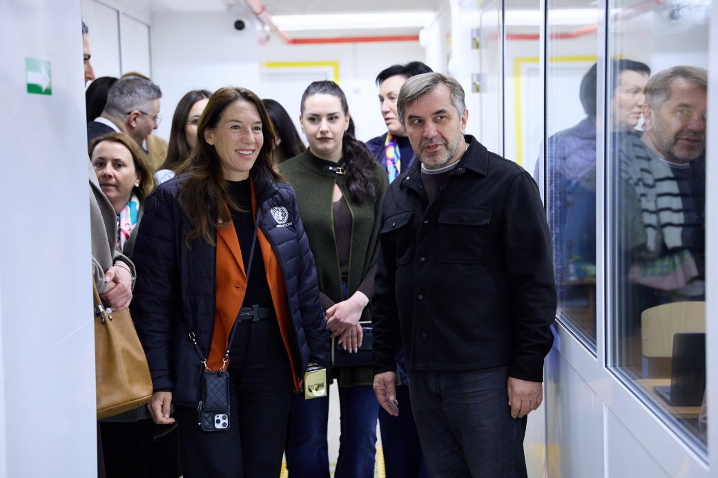 Вивчає досвід Харкова ООН - Ванесса Фрейзер відвідала метрошколу міста: Новини Харкова