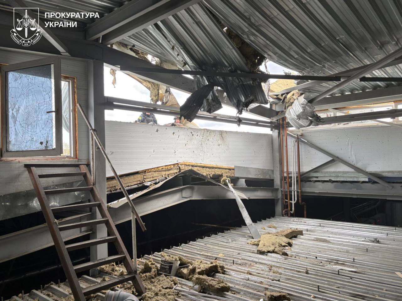 Окупанти вдарили безпілотником по м'ясокомбінату на Харківщині