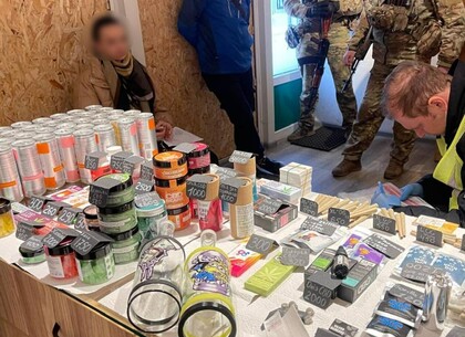 Наркотики у цукерках та вейпах: у Харкові накрили масштабну мережу магазинів «U-420»