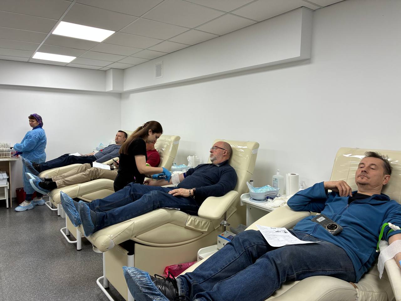Працівники Харківського метрополітену долучилися до донорства крові