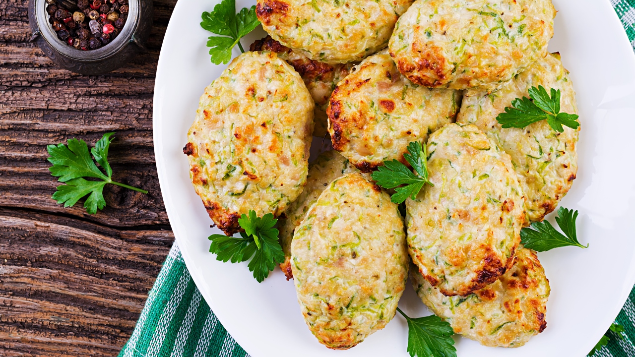 Білкова ніжність: сирно-цибулеві котлетки у духовці