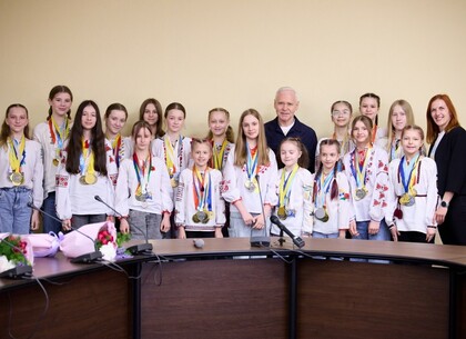 Ігор Терехов нагородив вихованок спортивного клубу Kharkiv Stars