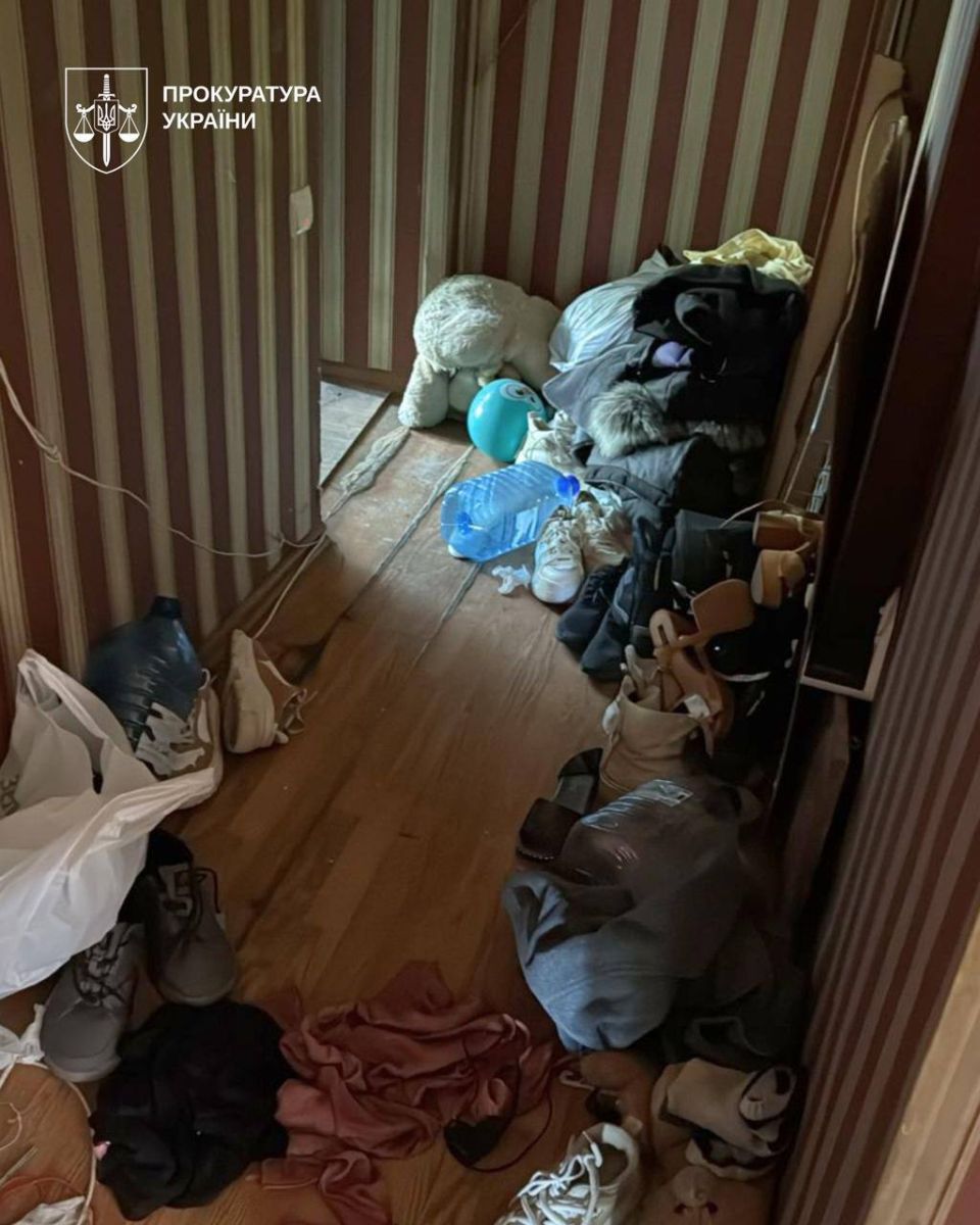 Загинув 4-річний хлопчик, який випав з вікна, його виснажену сестру врятовано: Новини Харкова