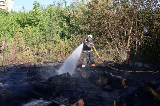 Новини Харкова: пожежа на території недобудованого храму