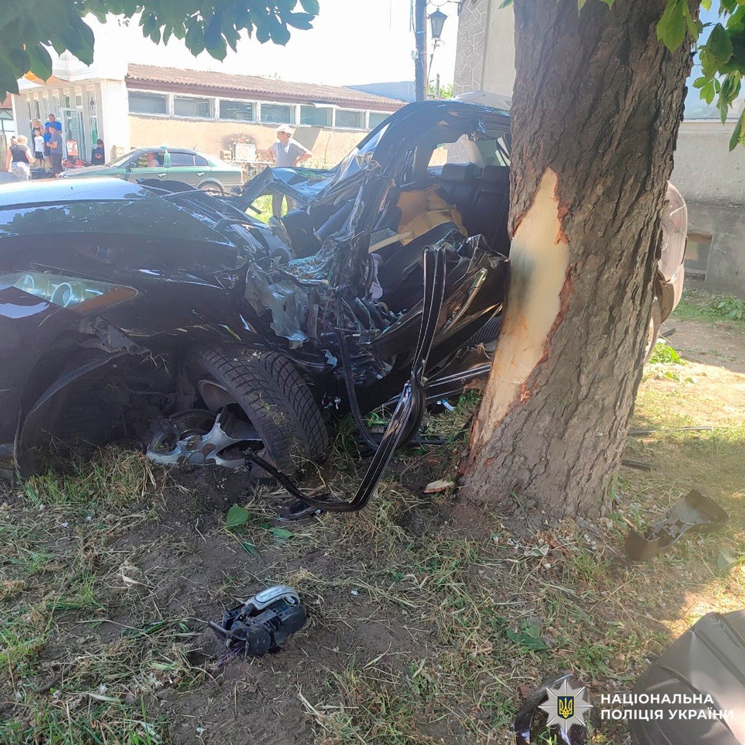 Смертельна ДТП у місті Зміїв: поліція встановлює свідків аварії