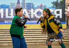 У харківському метро пройшов концерт "Ура, канікули!" (фото)