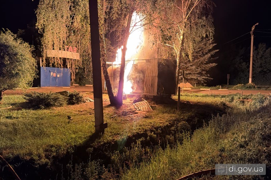 Новини Харкова: дрон влучив в АЗС Дергачів
