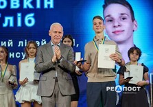 У Немишлянському районі Харкова відбулися випускні урочистості