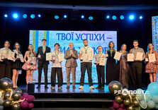 Випускники Слобідського району Харкова відсвяткували закінчення школи (фото)