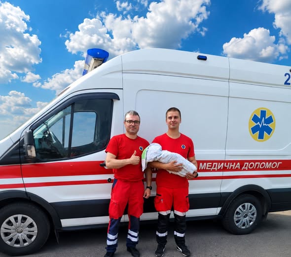 Маленька харків'янка з'явилася на світ дорогою до пологового будинку
