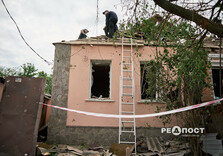 Руйнування, поранені діти та загибла жінка: кадри з місця прильоту у Слобідському районі