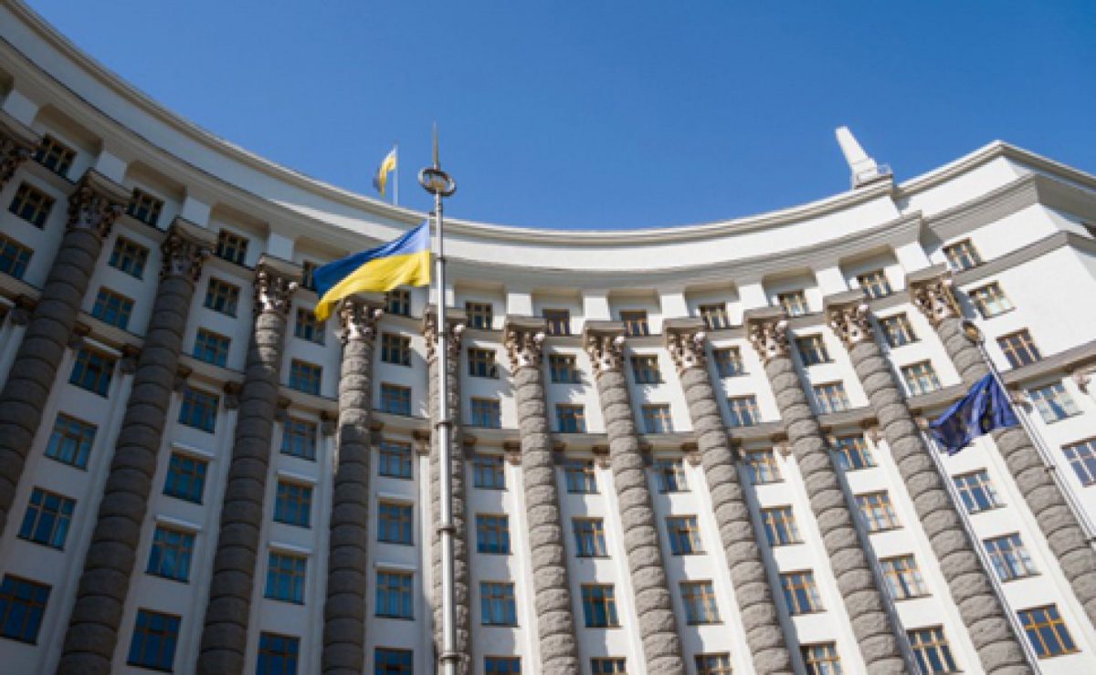 Грошова допомога без податків: як урядовий законопроєкт підтримає родини з дітьми