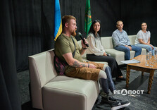 Молодь Харкова почула історії тих, хто пройшов полон (фото)