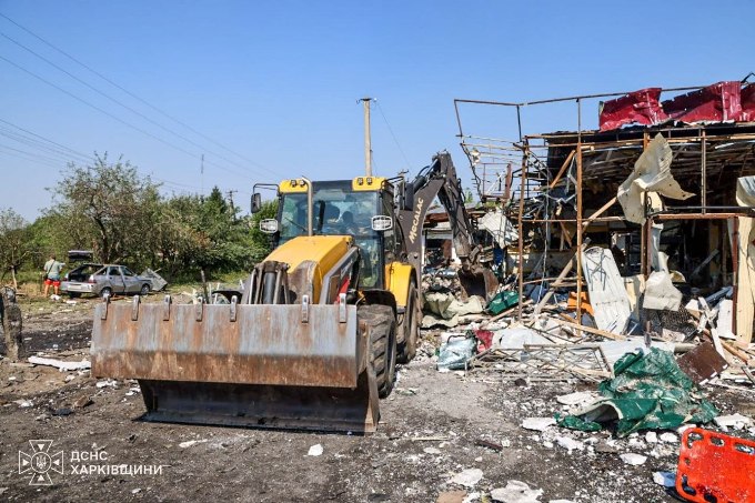 Новини Харкова: ДСНС показала наслідки удару по Печенігах