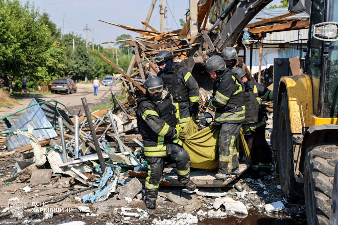 Новини Харкова: ДСНС показала наслідки удару по Печенігах