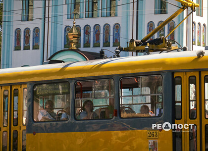 У Харкові 23 серпня продовжать роботу метро та наземного транспорту