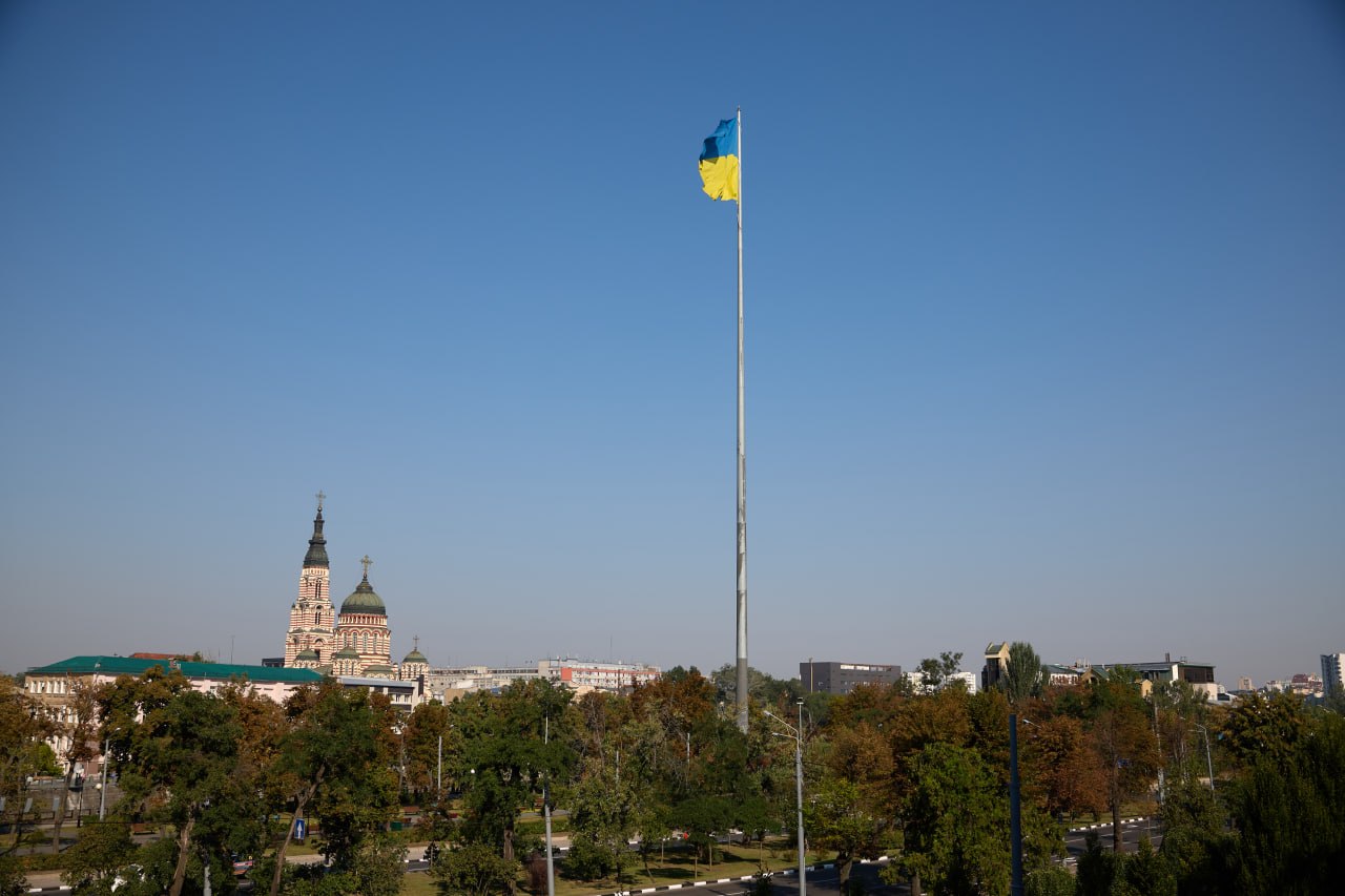 У Харкові підняли головний стяг за участі дипломатів із Німеччини