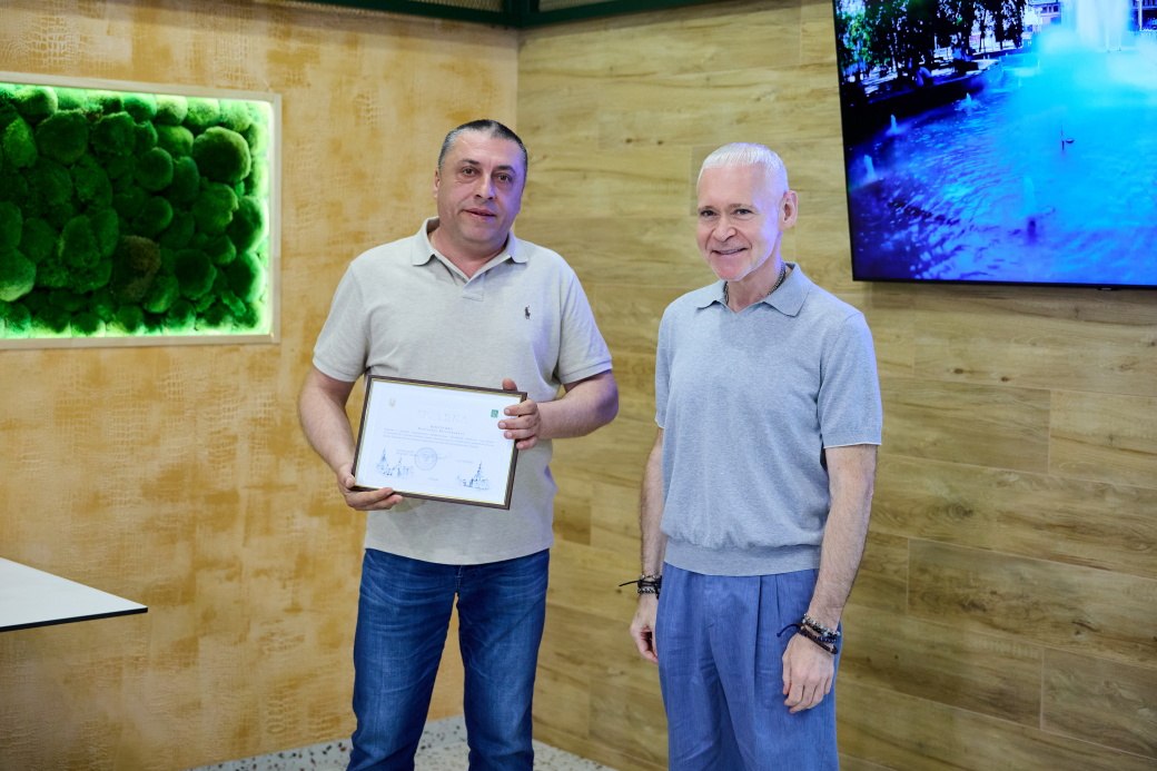 5 років теплої атмосфери у центрі Харкова: як Ігор Терехов вітав колектив Zoo Cafe
